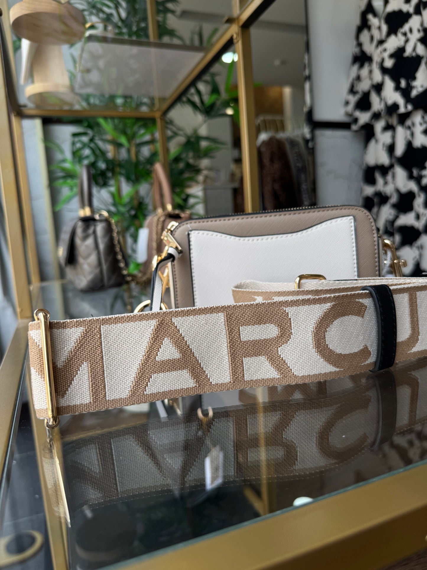 Mala - Marc Jacobs: The Snapshot Camera