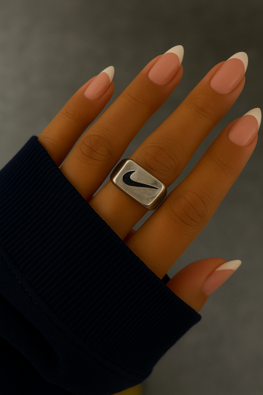 Anel - Nike Classy
