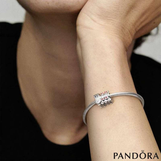 Conta - Pandora ft. Harry Potter: Hogwarts Express Train