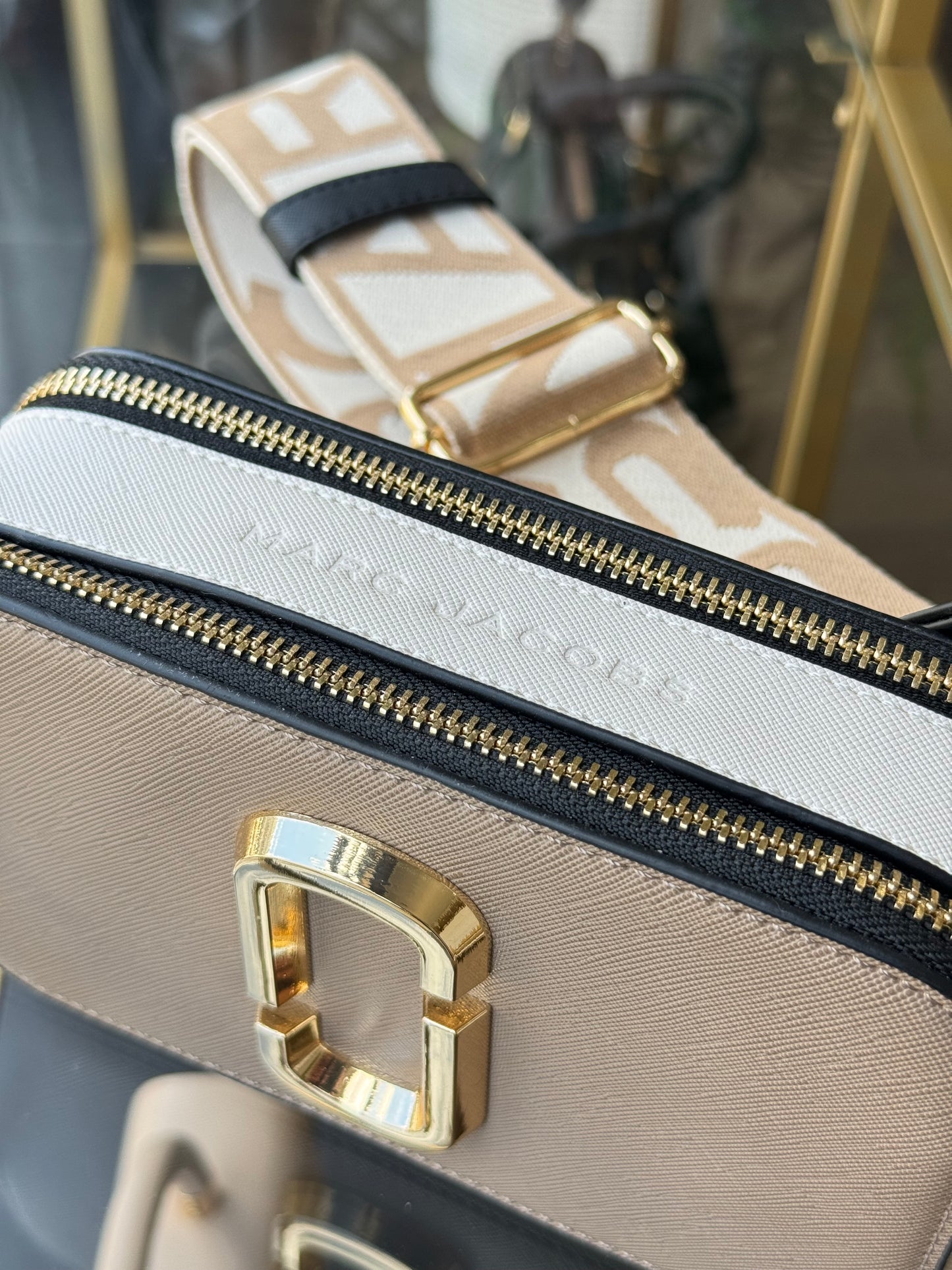 Mala - Marc Jacobs: The Snapshot Camera